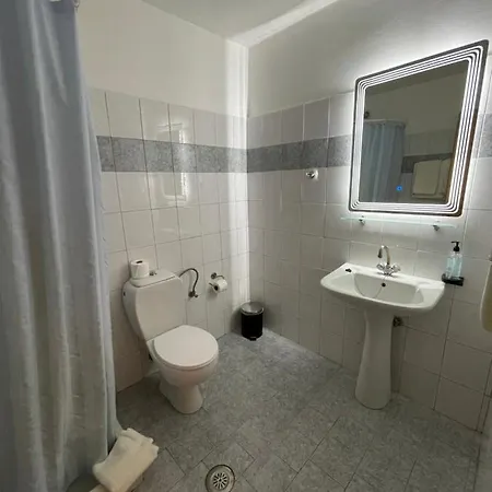 Hotel Flisvos 2*