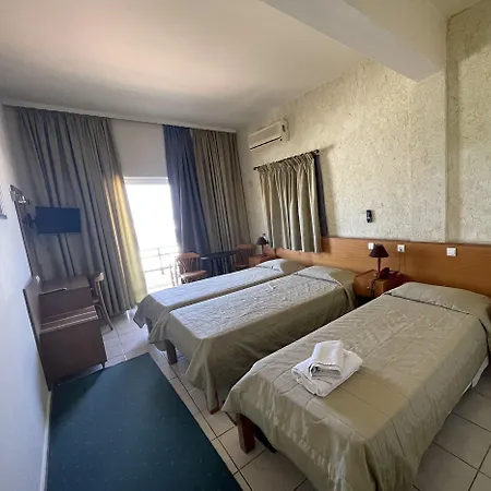 Hotel Flisvos 2*